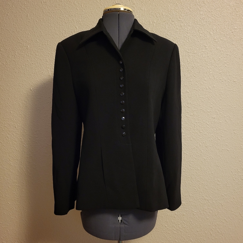 UM Black Snap-Up Blazer Size Large
